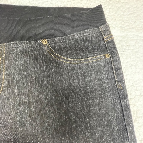 Women’s 16 K.Jordon Black Jeans - Picture 7 of 13